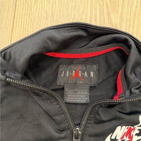 Nike air Jordan kids zip up sweater size 2T black red - Picture 5 of 6